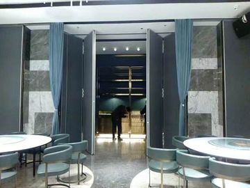 Restoran Yemek Odası Katlanır Bölme Duvar / Hareketli Sürgülü Kapı 65mm
