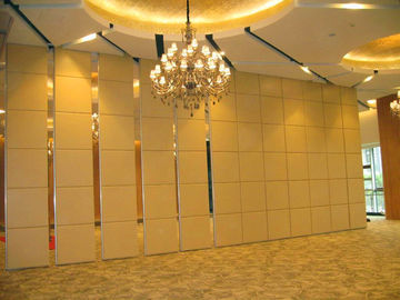 Restoran için 65 mm kalınlığında ses geçirmez işletilebilir bölme duvarlar