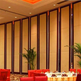 Ses Geçirmez Sürgülü Alüminyum Rulo Makaralı Restoran Bölme Duvar Paneli Yüksekliği 4m Ticari Mobilya