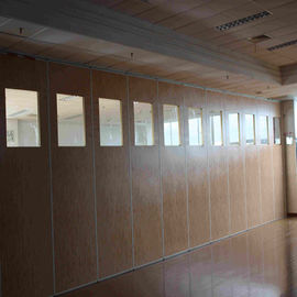 Otel Ziyafet Salonu / Akustik Kumandalı Duvarlar İçin Üst Hunge Sistemi Hareketli Oda Bölme