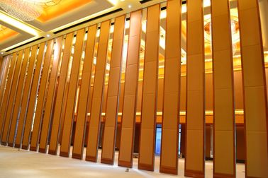 Otel Ziyafet Salonu / Akustik Kumandalı Duvarlar İçin Üst Hunge Sistemi Hareketli Oda Bölme