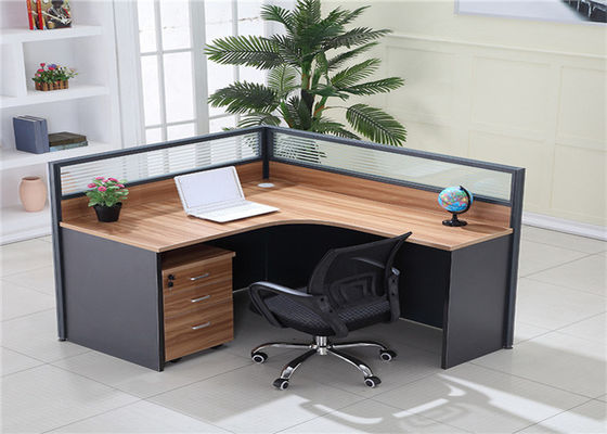 Modern Tip MFC Panel Mesh Ofis Koltuğu, Tekerlekler Hücresi Ofis Masası 4 Kişilik Ofis İş İstasyonu