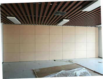 Konferans Odası / Katlanabilir Bölme Duvar Melamin Yüzey Paneli Yüksekliği 5m Akustik Oda Bölücüler