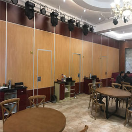 Balo Salonu Katlanır Bölme Duvar Sistemi Otel için Akustik Ahşap Hareketli Bölmeler