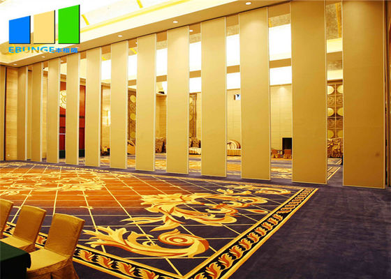Otel odası bölücü katlanır kapı bölücü iç tasarım için özelleştirilmiş renkli hareketli bölme duvar