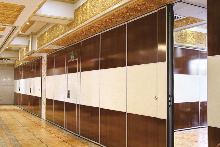 Ziyafet Salonu İçin Ses Geçirmez Operasyonel Katlama Bölme Duvarları Panel Genişliği 1200 Mm